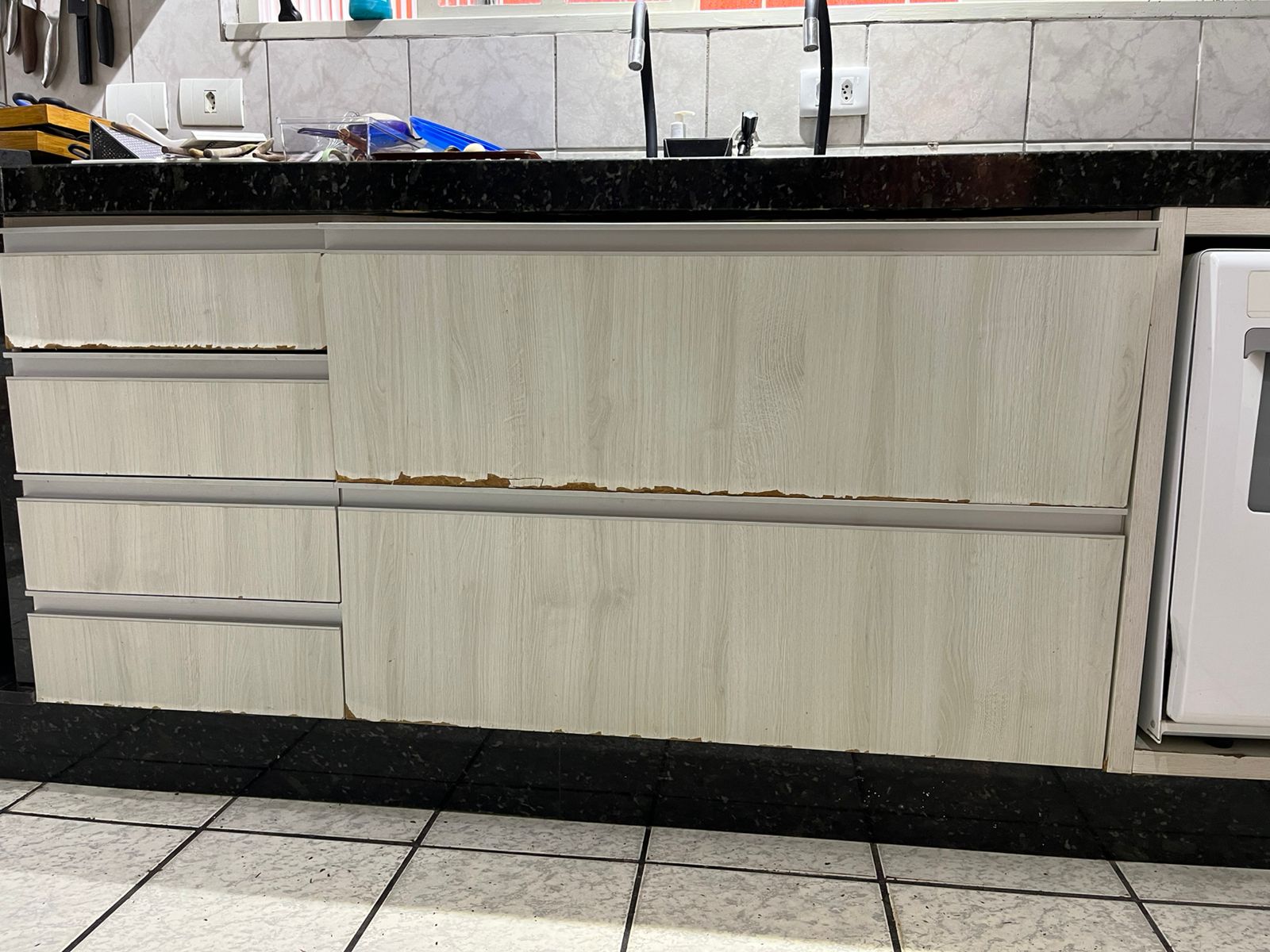 Antes da manutenção de móveis - Marcenaria Móvel Maringá